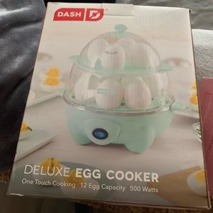 DASH Deluxe Rapid Egg Cooker for Hard Boiled,‎ Poached, Scrambled Eggs, Omelets